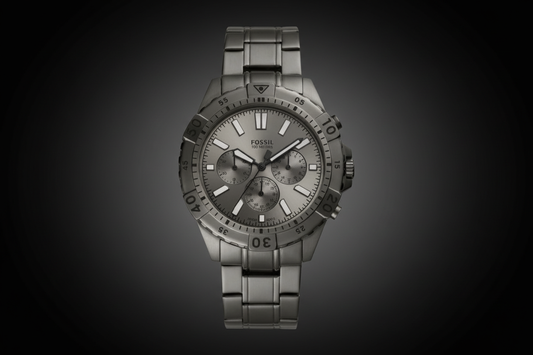 Fossil Watch – Dark Studio Background